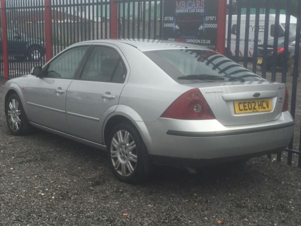 2002 Ford Mondeo 2.0 TDCi Ghia X 5dr image 5