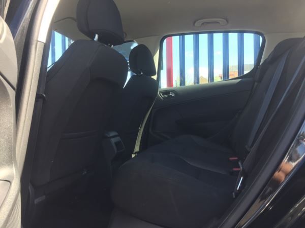2008 Peugeot 308 1.6 VTi Sport 5dr image 8