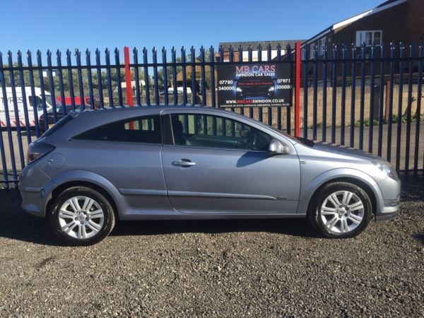 2007 Vauxhall Astra 1.8 i 16v Sport 3dr image 6