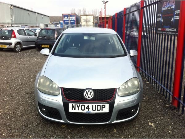 2004 Volkswagen Golf 2.0 TDI GT 5dr image 2