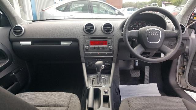 2009 AUDI A3 1.6 MPI 3d image 6