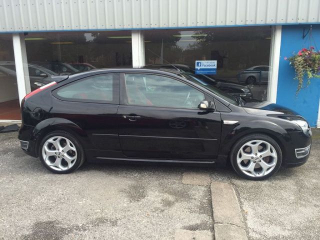 2006 Ford Focus 2.5 ST-2 3d image 2