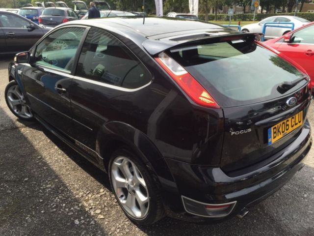 2006 Ford Focus 2.5 ST-2 3d image 5