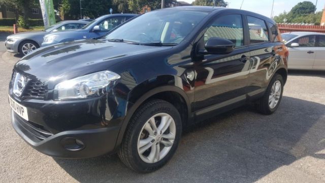 2010 Nissan Qashqai 1.5 DCI 5d image 1