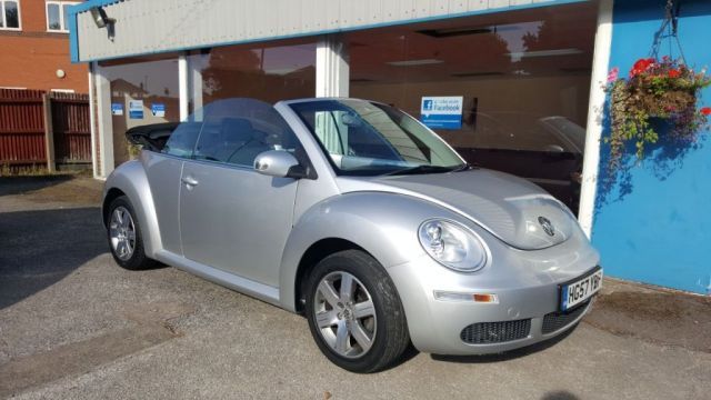 2008 Volkswagen Beetle 1.6 8V 2d image 1