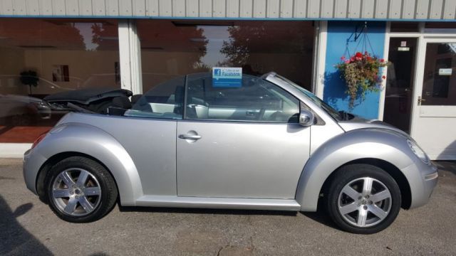 2008 Volkswagen Beetle 1.6 8V 2d image 2