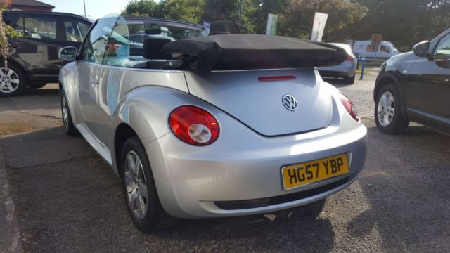 2008 Volkswagen Beetle 1.6 8V 2d image 5
