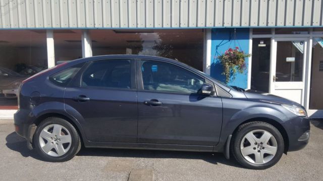 2008 Ford Focus 1.6 Style 5d image 2