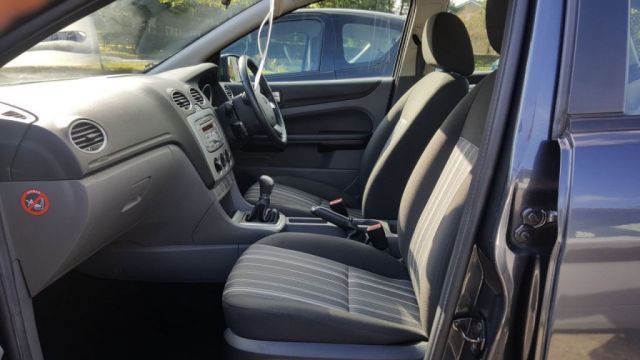 2008 Ford Focus 1.6 Style 5d image 7