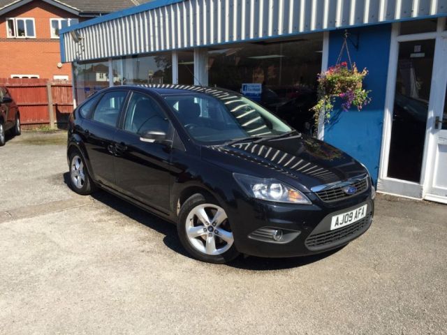 2009 Ford Focus 1.8 Zetec TDCI 5d image 1