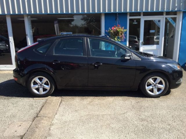 2009 Ford Focus 1.8 Zetec TDCI 5d image 2