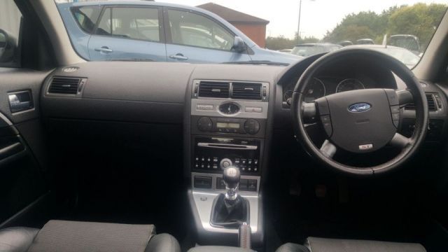 2007 Ford Mondeo 2.2 ST TDCI 5d image 8