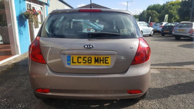 2008 Kia Ceed 1.6 LS 5d image 5