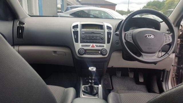 2008 Kia Ceed 1.6 LS 5d image 8