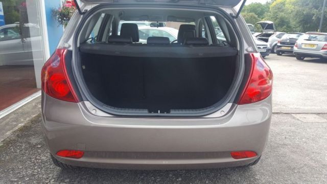2008 Kia Ceed 1.6 LS 5d image 10