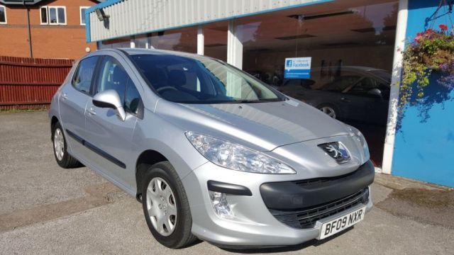 2009 Peugeot 308 1.4 S 5d image 1