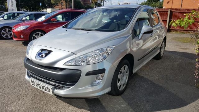 2009 Peugeot 308 1.4 S 5d image 3