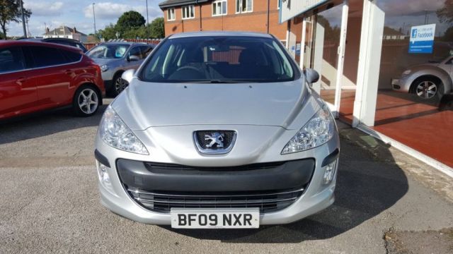 2009 Peugeot 308 1.4 S 5d image 4