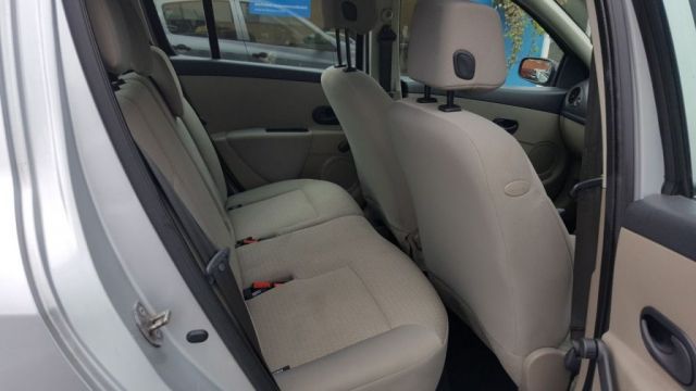 2007 Renault Clio 1.1 16V 5d image 9