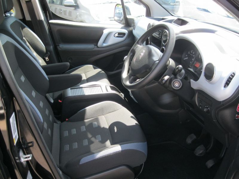 2013 Citroen Berlingo Multispace 1.6 HDi XTR 5dr image 8