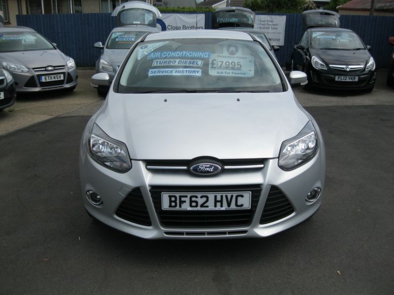 2012 Ford Focus 1.6 TDCi Zetec 5dr image 2