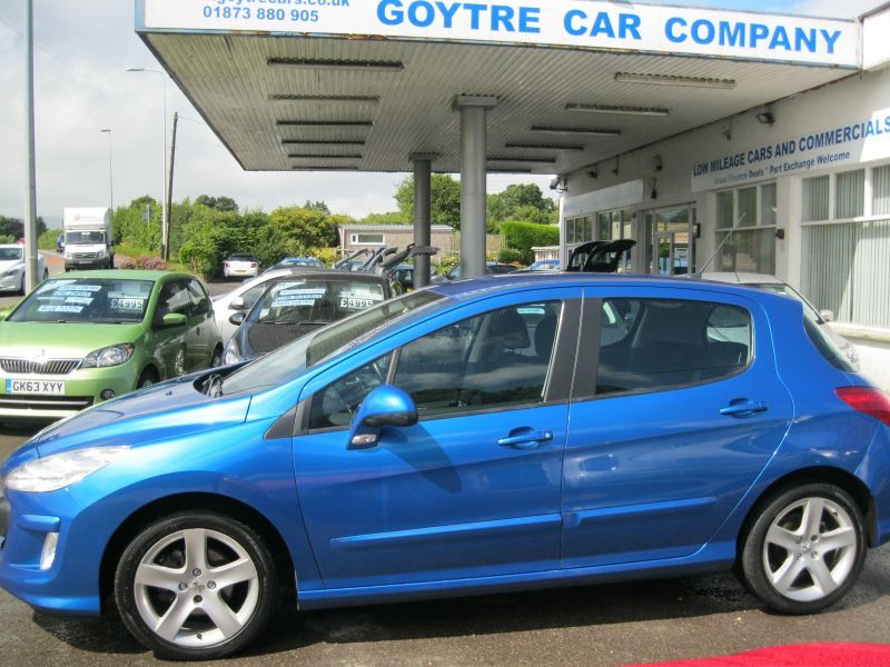 2008 Peugeot 308 1.6 HDi FAP Sport 5dr image 4