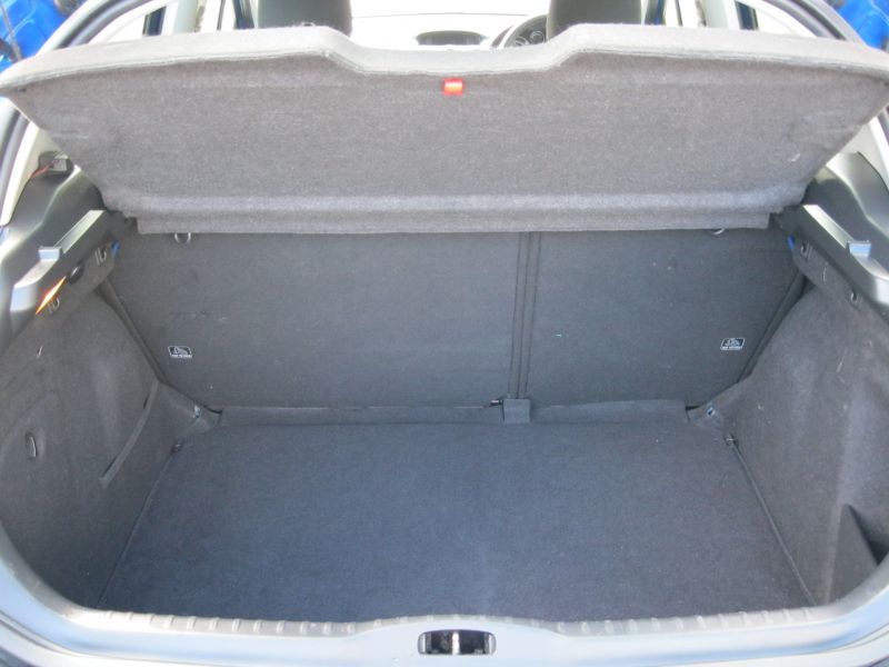 2008 Peugeot 308 1.6 HDi FAP Sport 5dr image 10