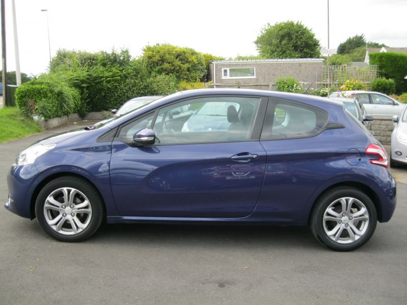 2012 Peugeot 208 1.4 HDi 3dr image 4