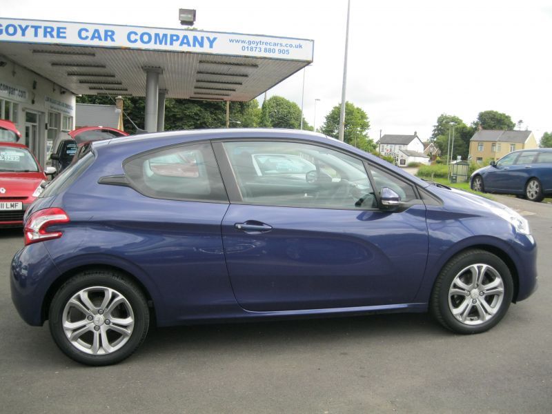 2012 Peugeot 208 1.4 HDi 3dr image 6
