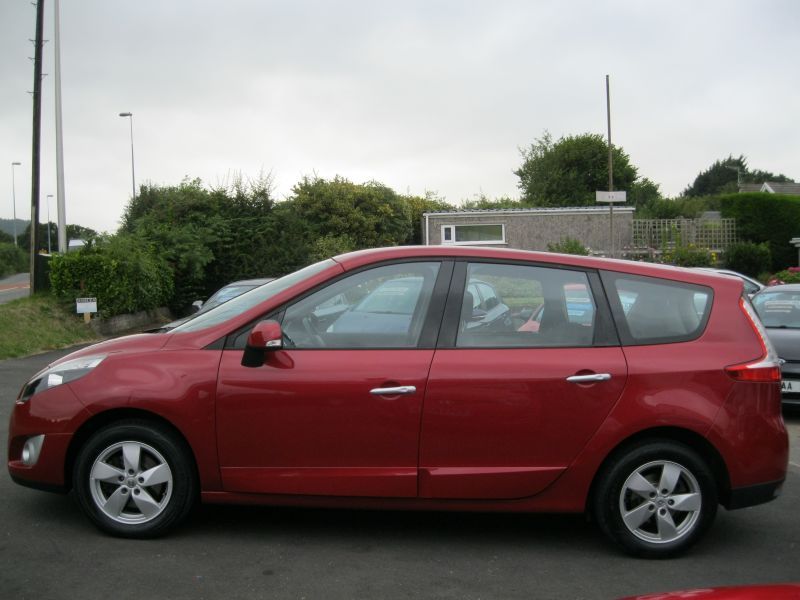 2010 Renault Grand Scenic 1.9 DCI 5dr image 4