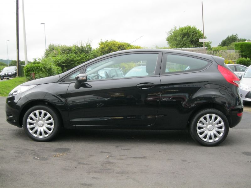 2011 Ford Fiesta 1.4 TDCi 3dr image 4