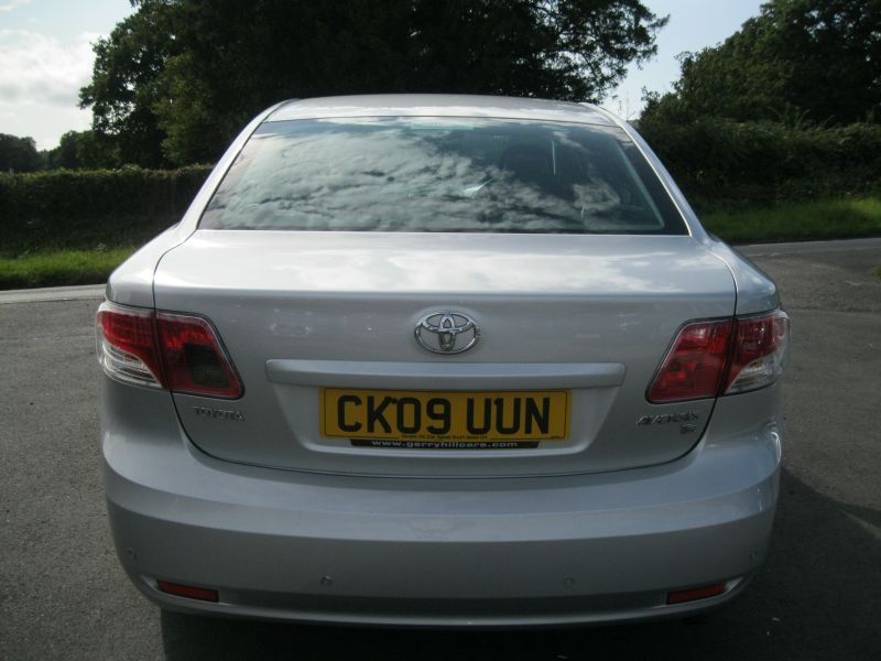 2009 Toyota Avensis 1.8 V-Matic TR 4dr image 5