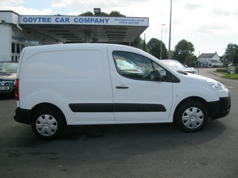 2012 Peugeot Partner 1.6 HDi S L1 850 4dr image 4