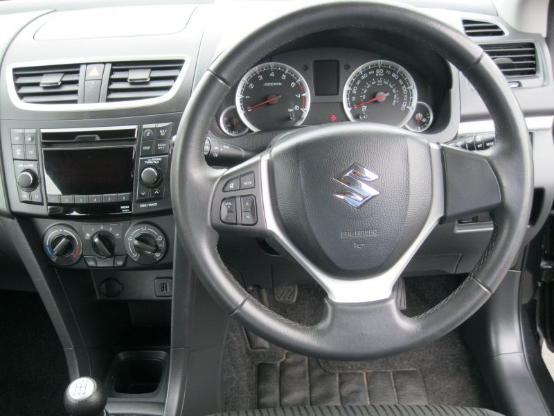 2011 Suzuki Swift 1.2 SZ2 3dr image 8