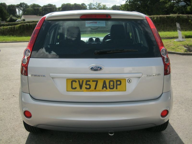 2007 Ford Fiesta 1.25 Zetec 5dr image 5