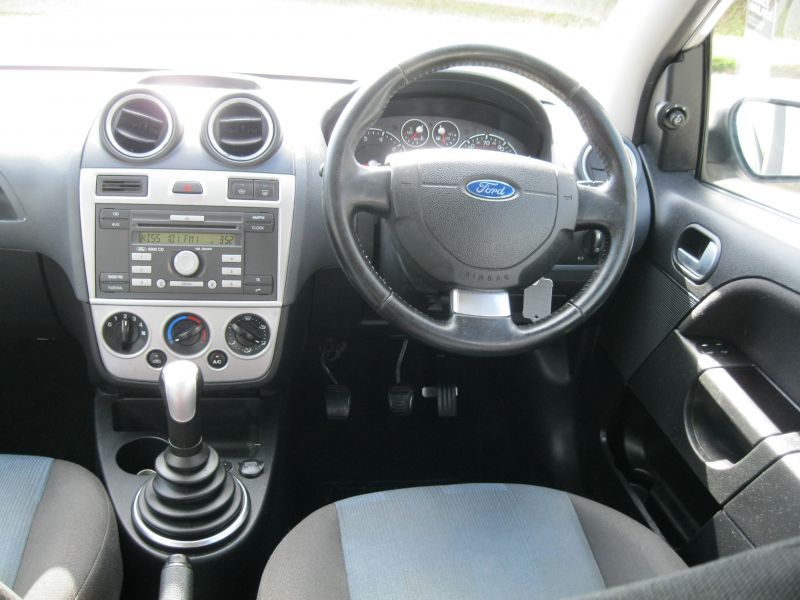 2007 Ford Fiesta 1.25 Zetec 5dr image 8