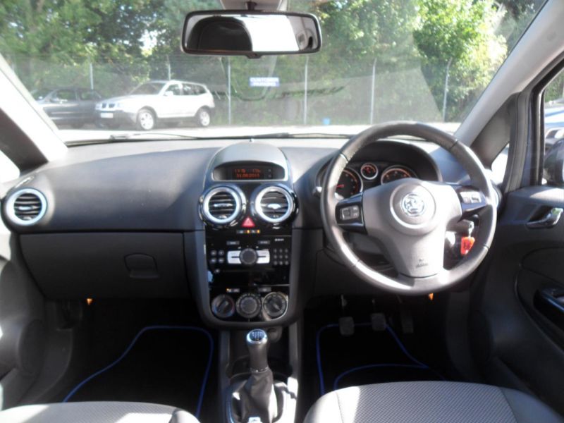 2008 Vauxhall Corsa Design 16V image 8