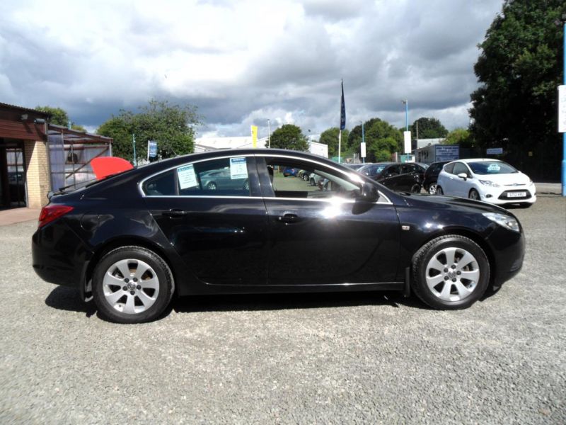 2009 Vauxhall Insignia Exclusiv Cdti image 3
