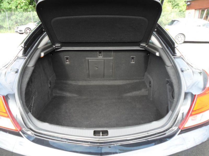2009 Vauxhall Insignia Exclusiv Cdti image 10
