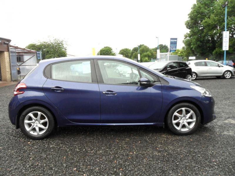2012 Peugeot 208 1.4 5dr image 3