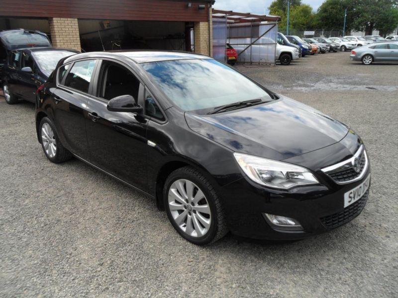 2010 Vauxhall Astra 1.6 5dr image 1
