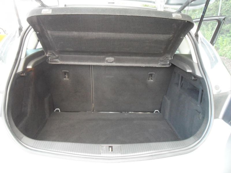 2013 Vauxhall Astra 1.7 Cdti Ecoflex S/S image 10