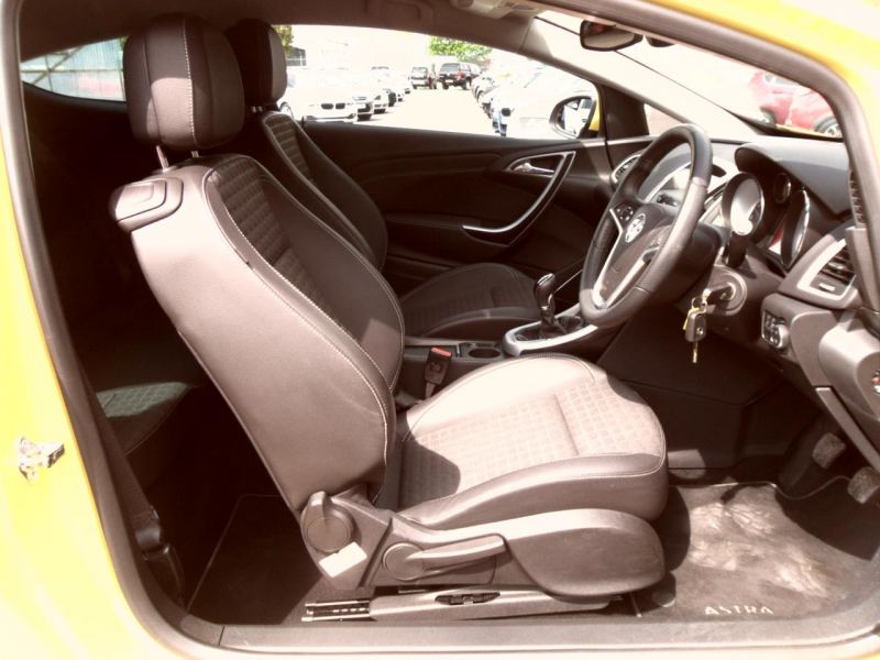 2012 Vauxhall Astra 1.4 Gtc Sri S/S image 8