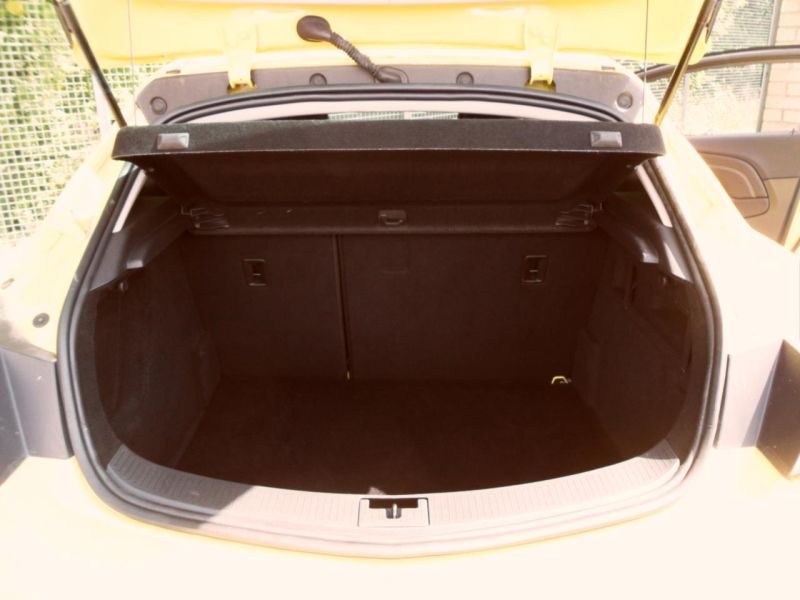 2012 Vauxhall Astra 1.4 Gtc Sri S/S image 10