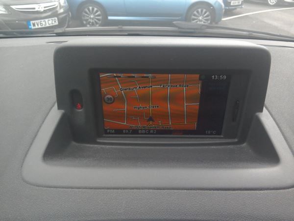 2010 Renault Clio 1.2 5dr image 7