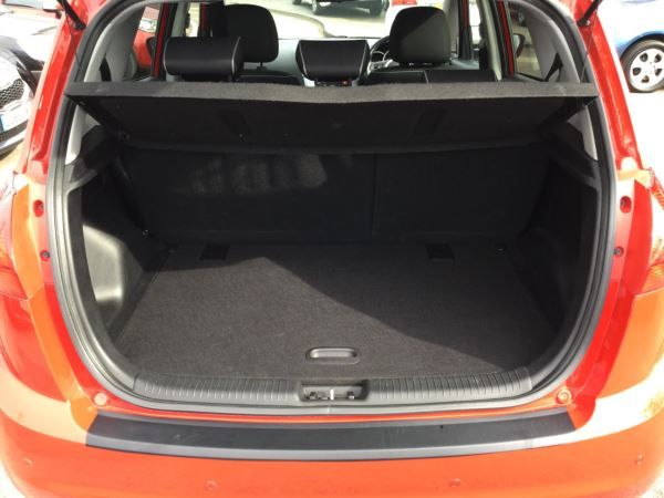 2010 Kia Venga 1.4 CRDi image 5