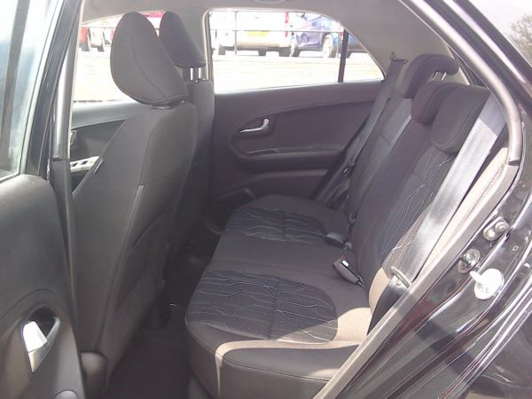 2013 Kia Picanto 1.0 5dr image 5