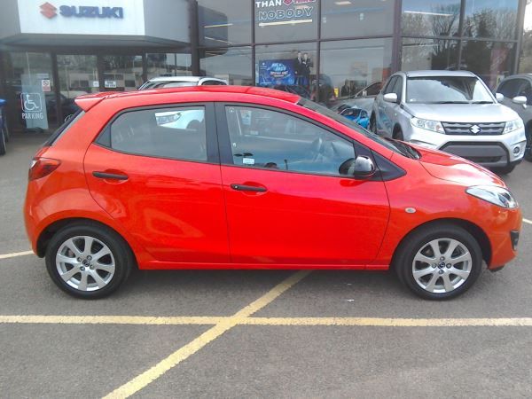 2014 Mazda 2 1.3 SE image 3