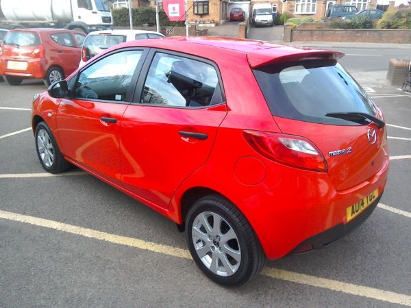 2014 Mazda 2 1.3 SE image 5