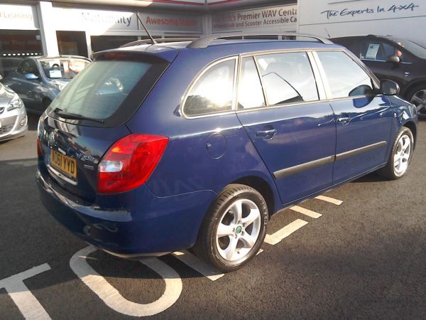 2012 Skoda Fabia 1.2 TSI 5dr image 3